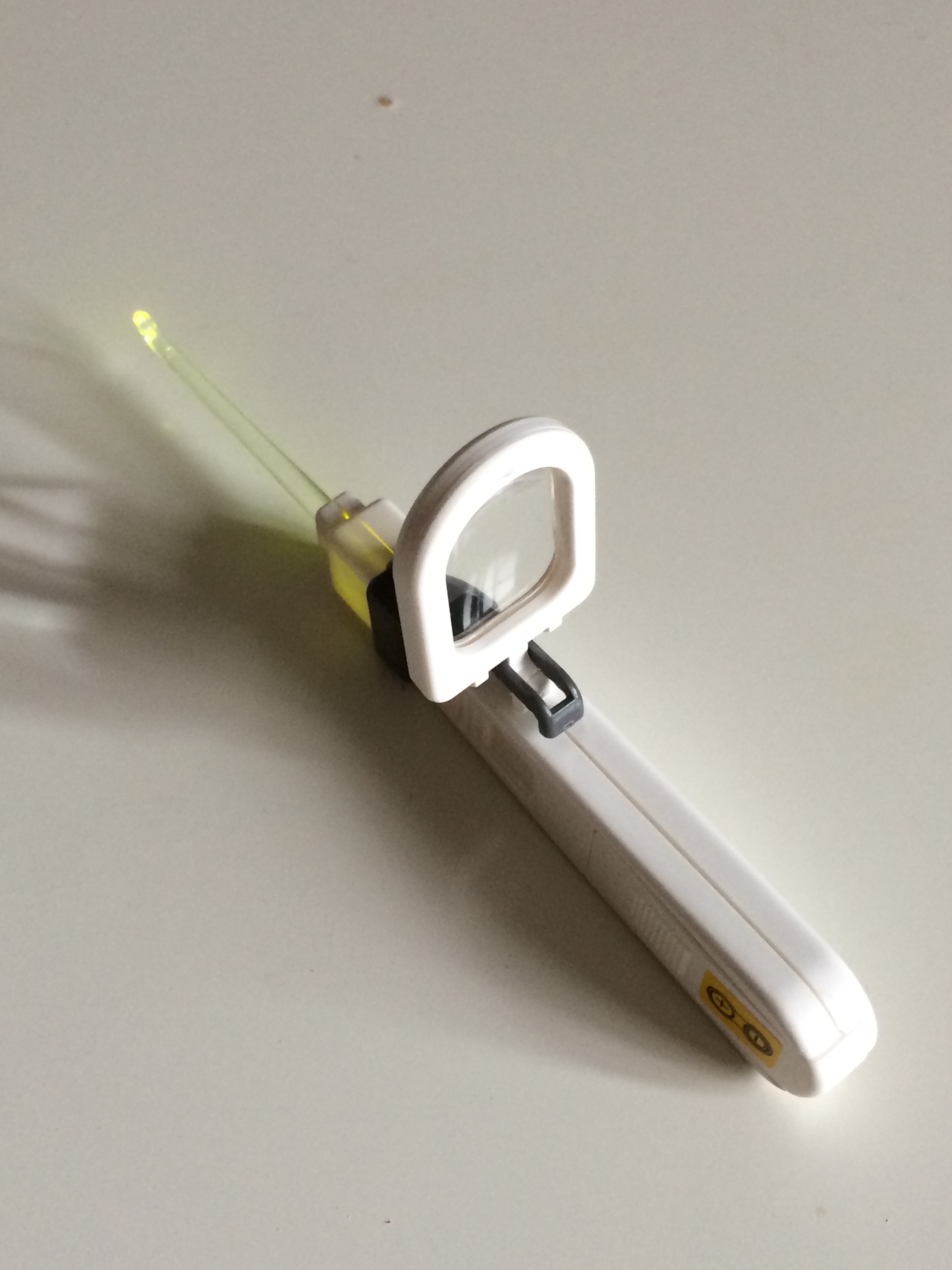 LEDライト付耳かきミミルック!拡大鏡も付いてさらに便利になりました!